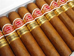 Romeo y Julieta Wide Churchills